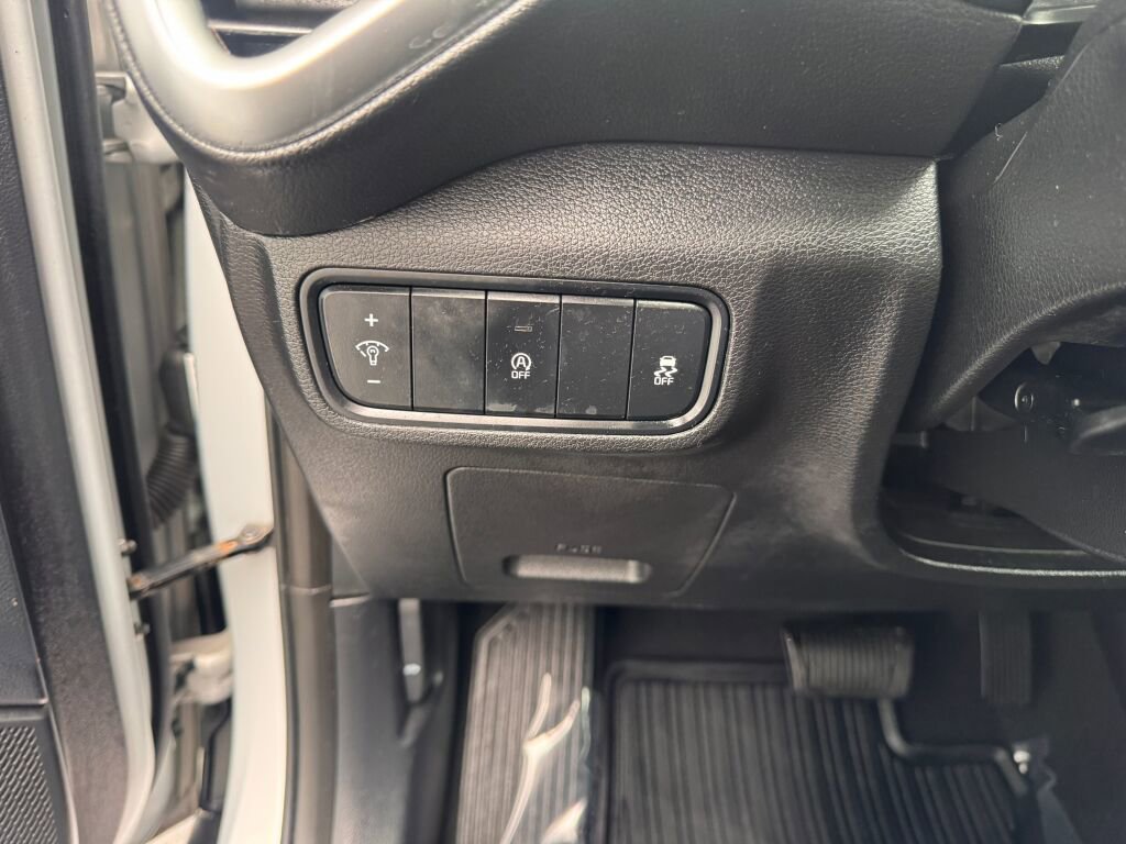 Used 2021 Kia Soul LX image 24