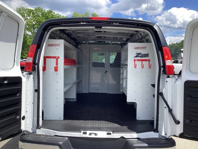 New 2026 Chevrolet Express 3500 w/ Driver Convenience Package RWD image 13