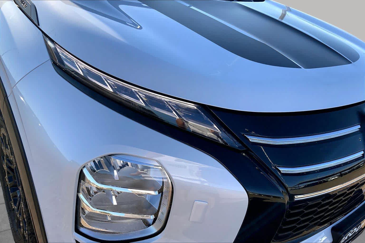 Used 2026 Mitsubishi Outlander AWD image 28