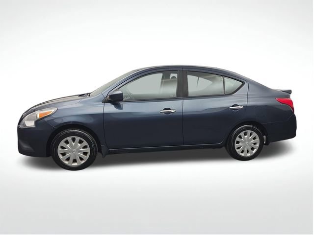 Used 2017 Nissan Versa SV image 6