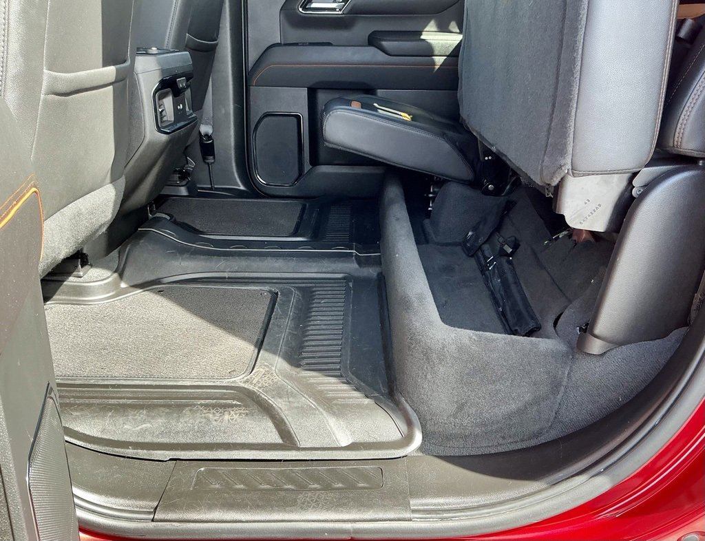 Used 2023 GMC Sierra 1500 AT4 w/ AT4 Premium Package image 30