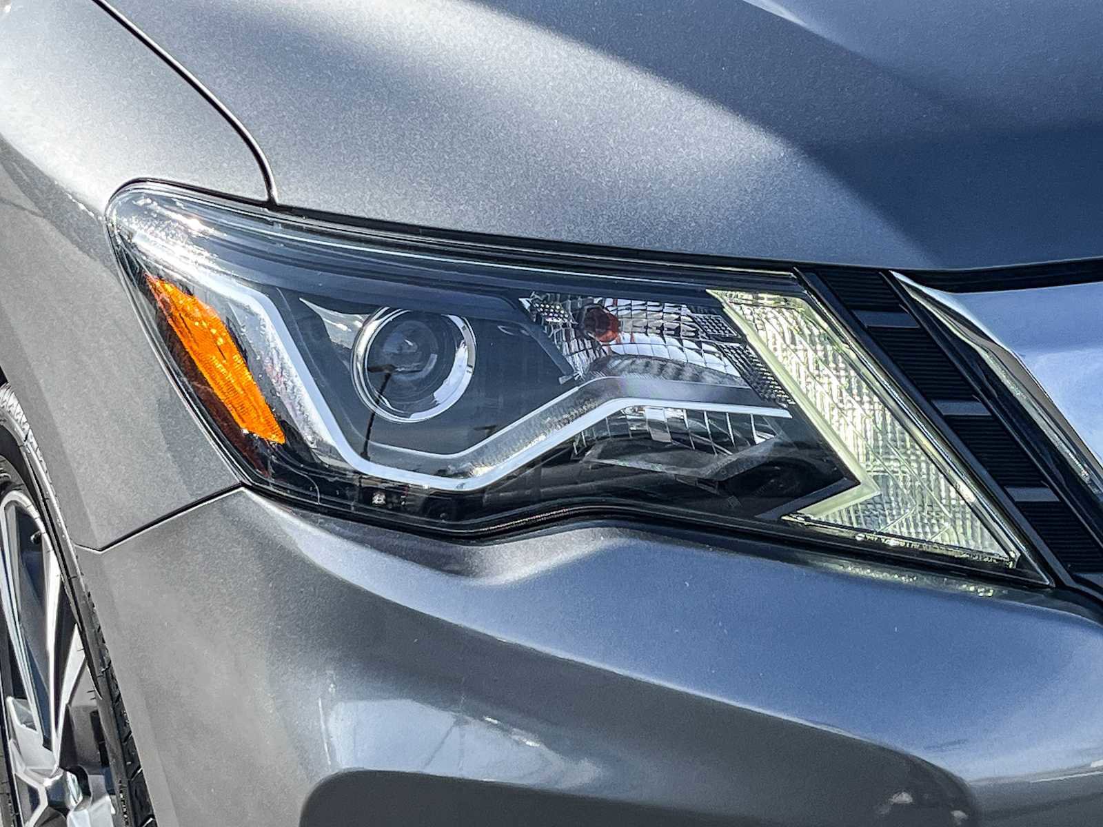 Used 2019 Nissan Pathfinder Platinum w/ Cargo Package image 5