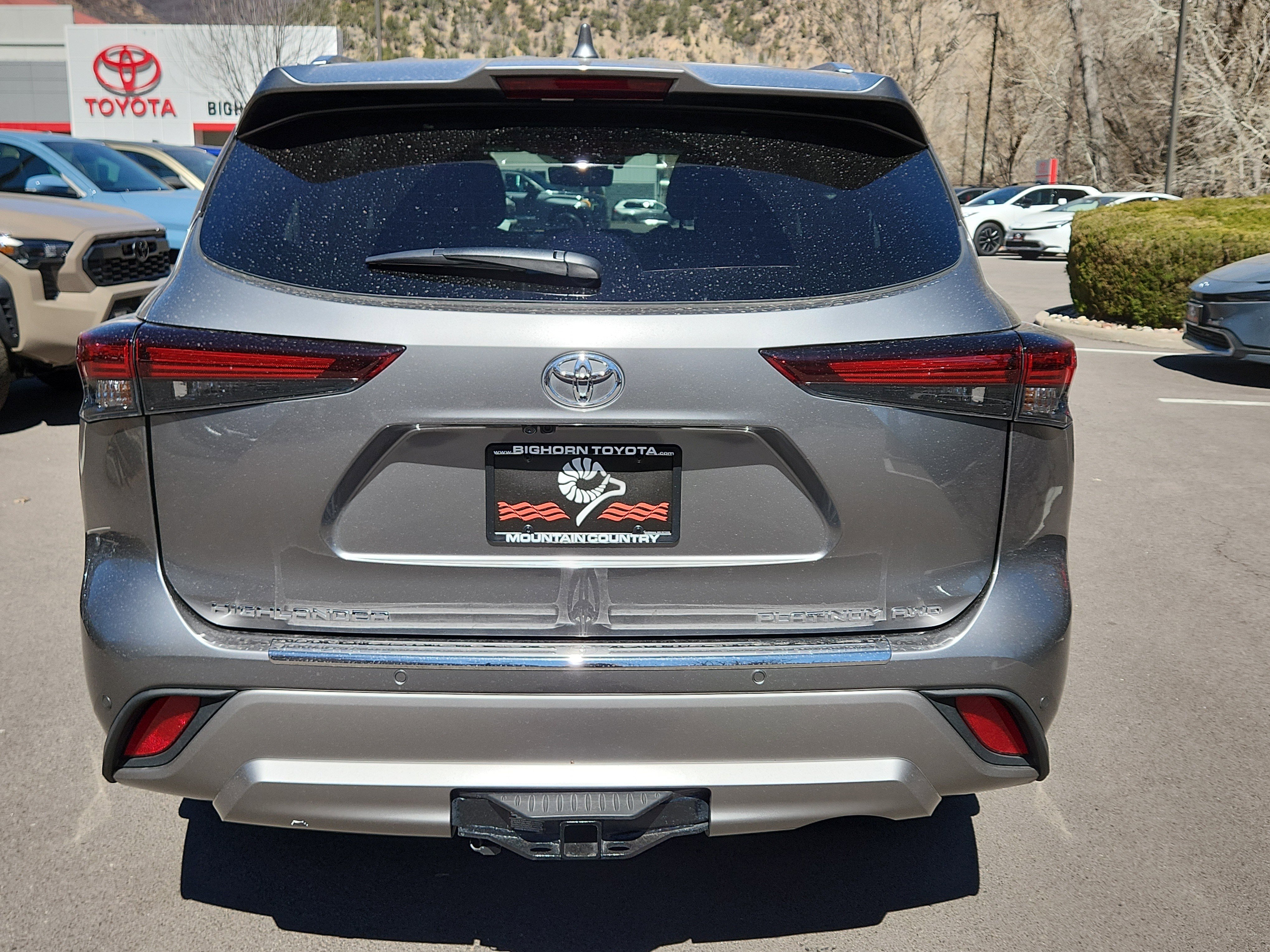 Certified 2026 Toyota Highlander Platinum image 11