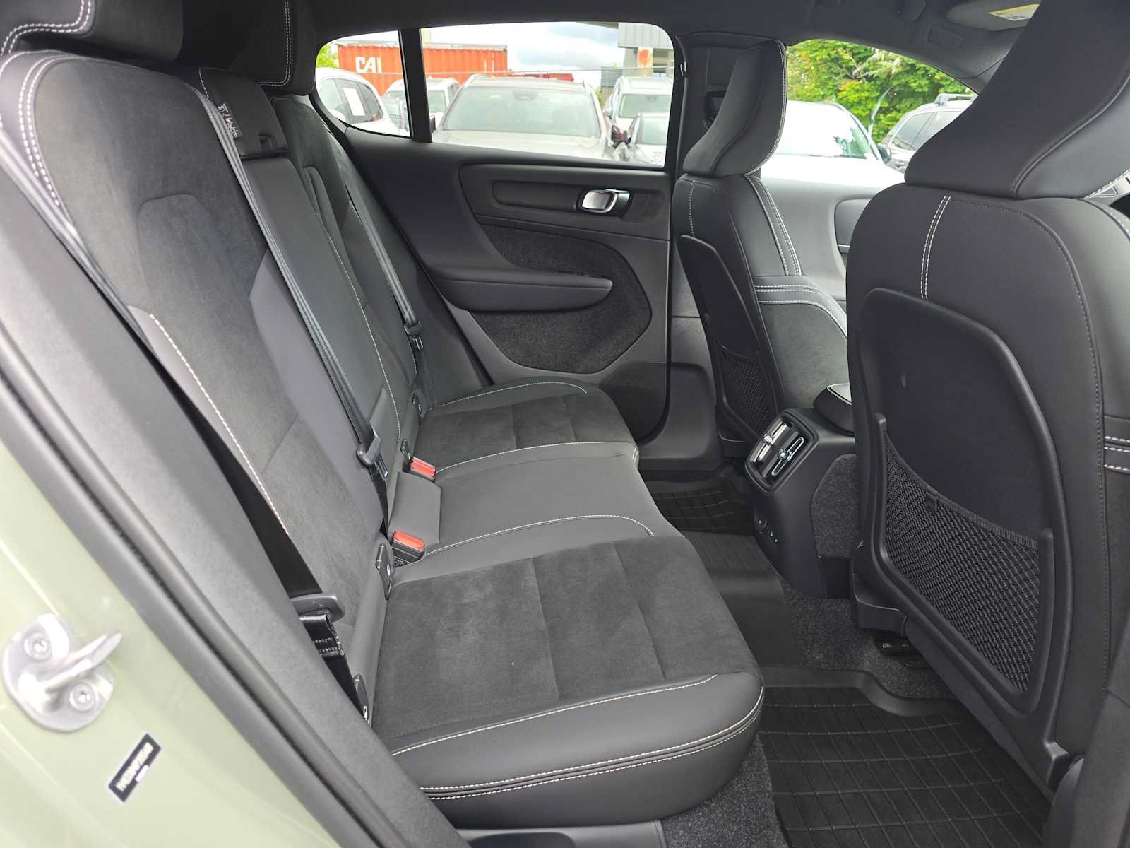 Certified 2023 Volvo C40 P8 Recharge Ultimate w/ Protection Package Premier AWD/4WD image 13
