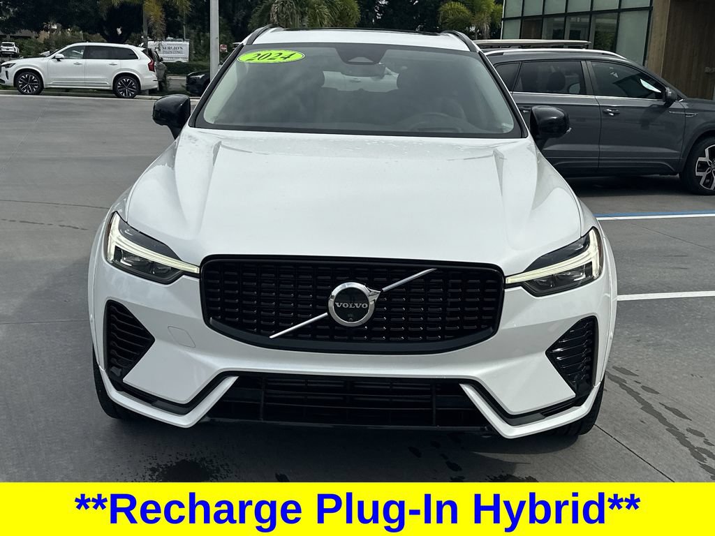 Used 2024 Volvo XC60 T8 Ultimate w/ Protection Package Premier AWD/4WD image 3
