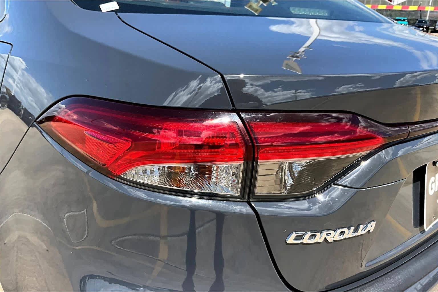 Used 2024 Toyota Corolla XLE FWD image 29