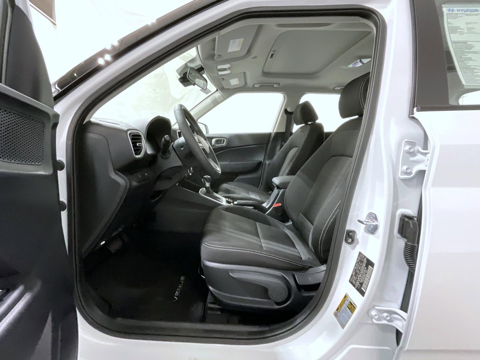 New 2026 Hyundai Venue SEL FWD image 10