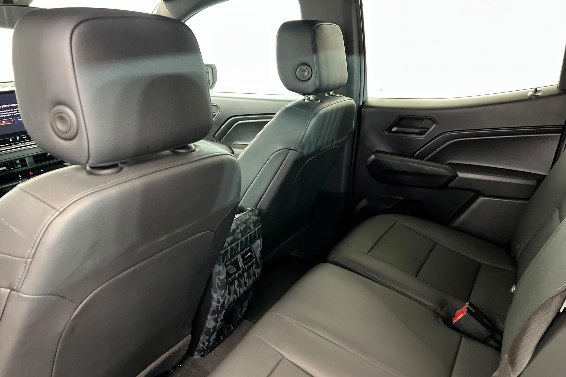 Used 2024 Chevrolet Colorado Trail Boss w/ Advanced Trailering Package AWD/4WD image 21