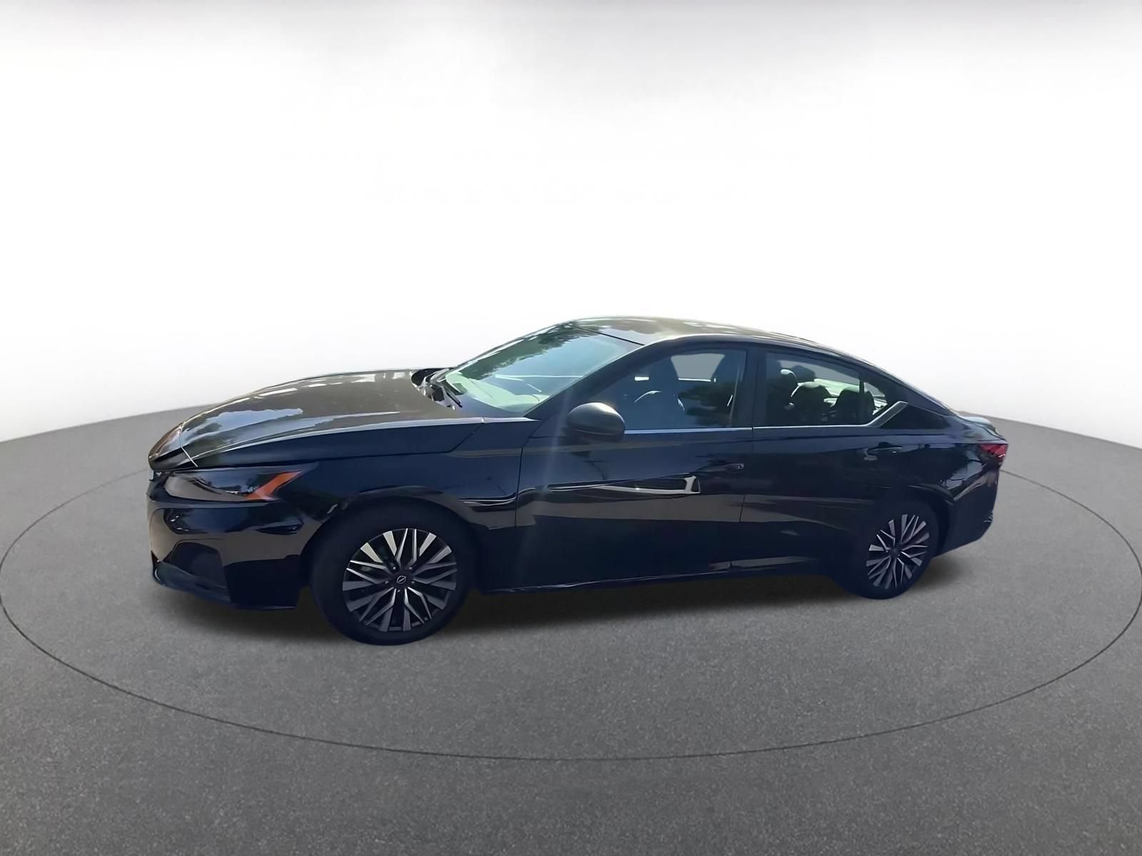 Used 2026 Nissan Altima 2.5 SV FWD image 7