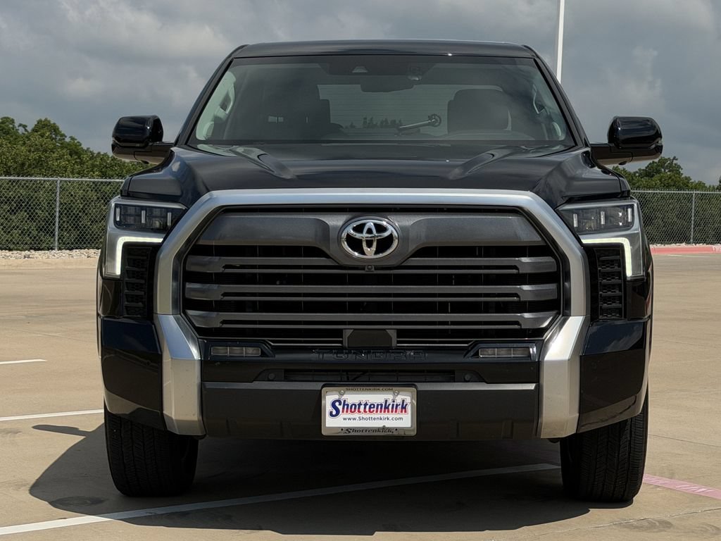 Used 2024 Toyota Tundra Limited AWD/4WD image 7