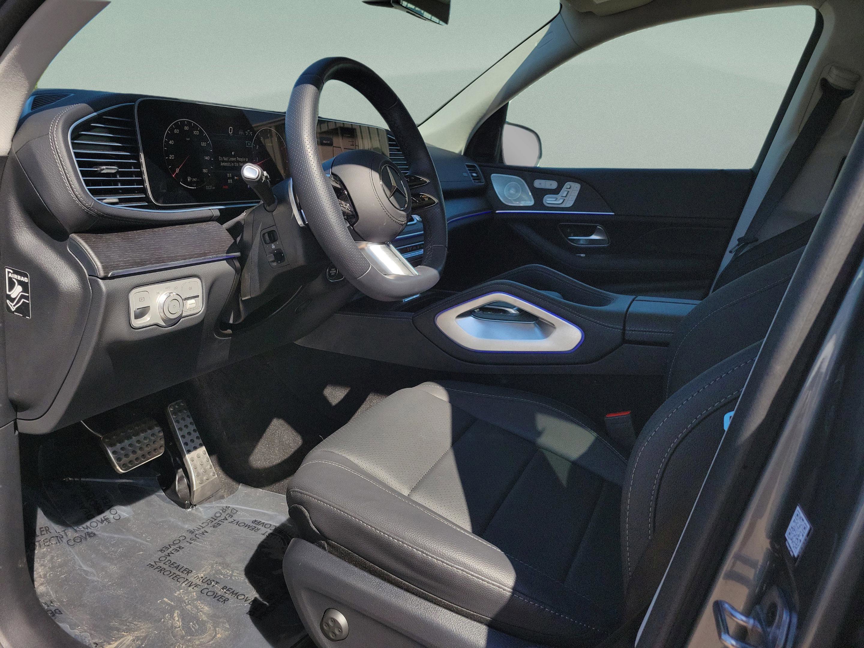 Certified 2026 Mercedes-Benz GLS 450 4MATIC image 23