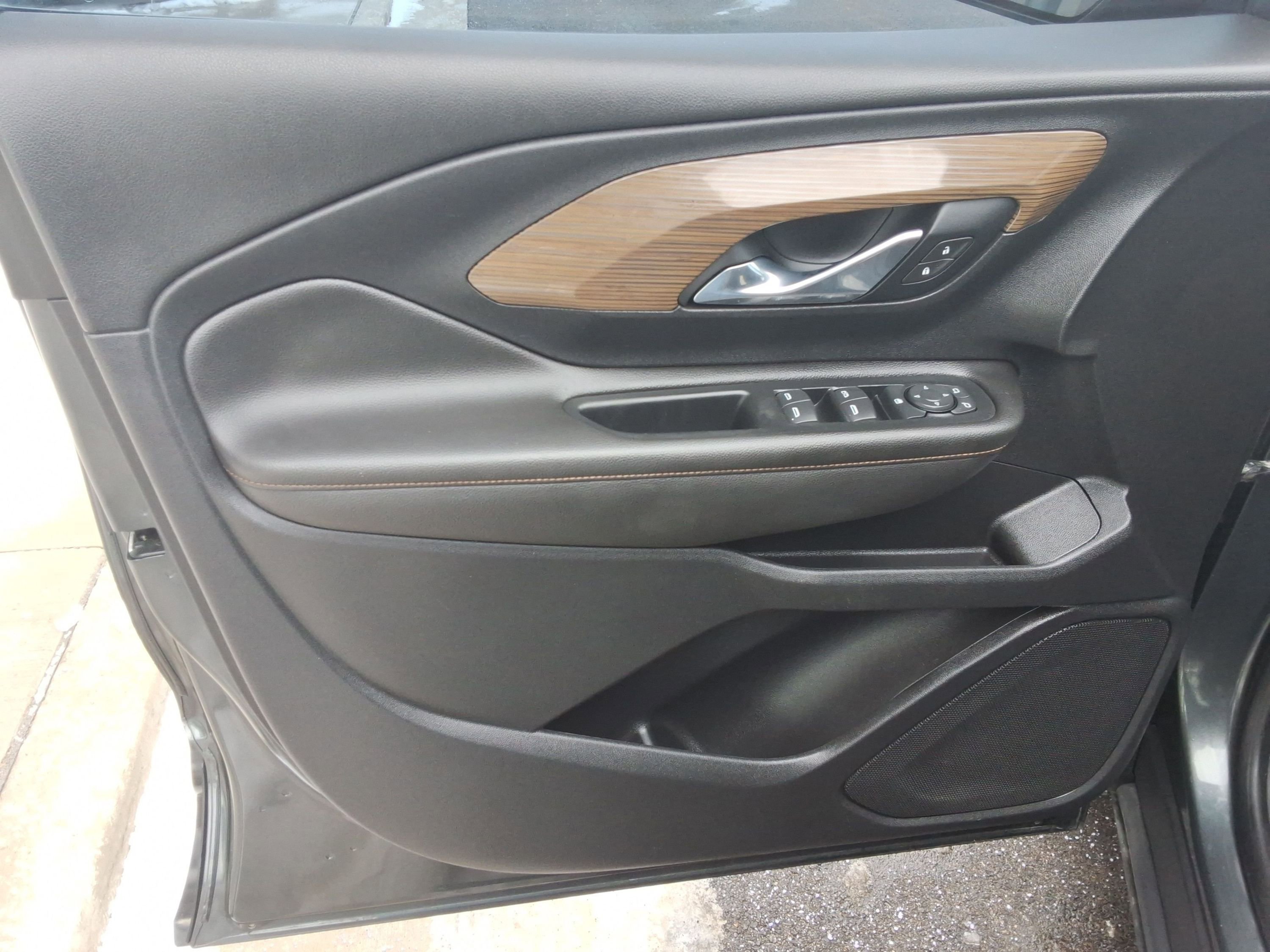 Used 2021 GMC Terrain SLE w/ Driver Convenience Package image 21