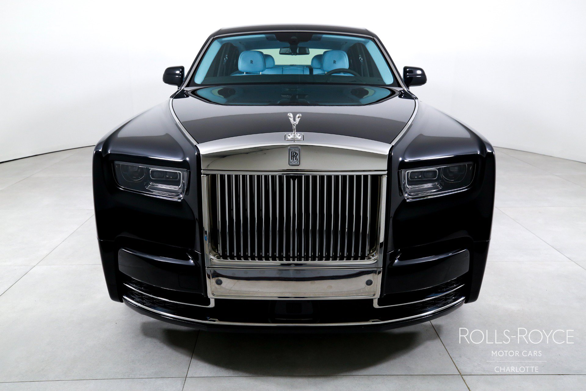 New 2027 Rolls-Royce Phantom Sedan RWD image 7