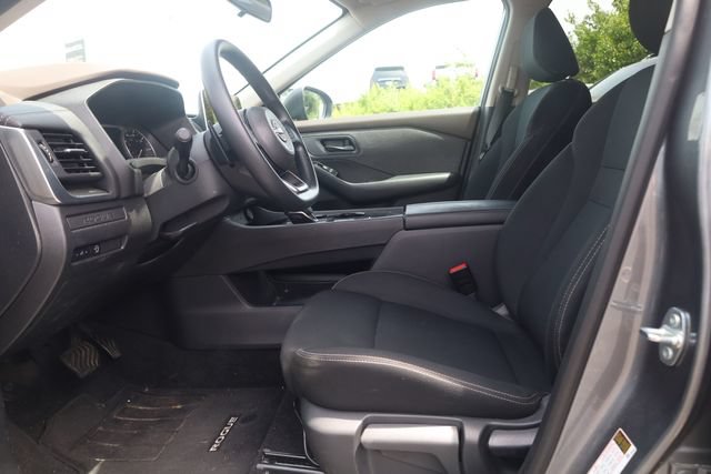 Used 2023 Nissan Rogue S FWD image 16