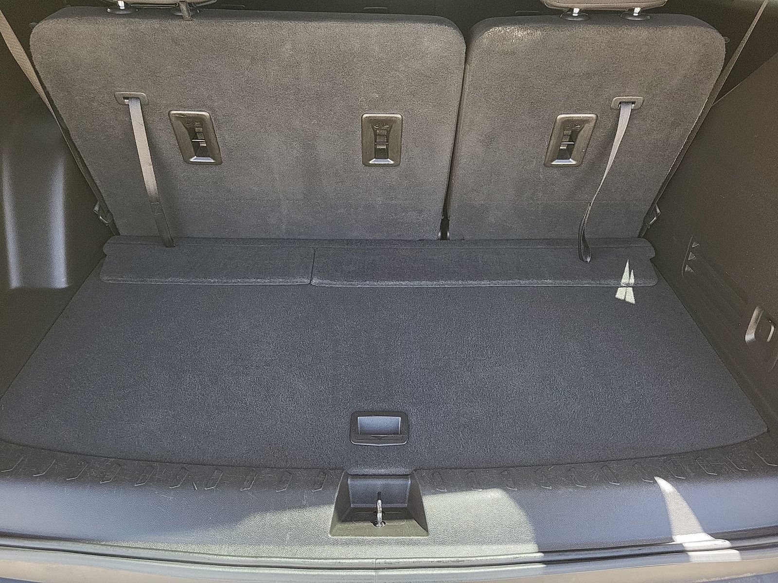 Used 2023 Chevrolet Traverse LT FWD image 24