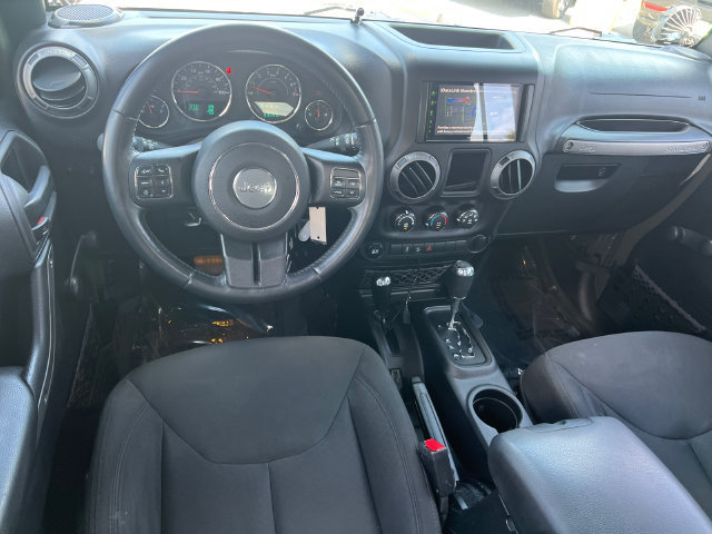 Used 2015 Jeep Wrangler Unlimited Sport w/ Max Tow Package AWD/4WD image 27