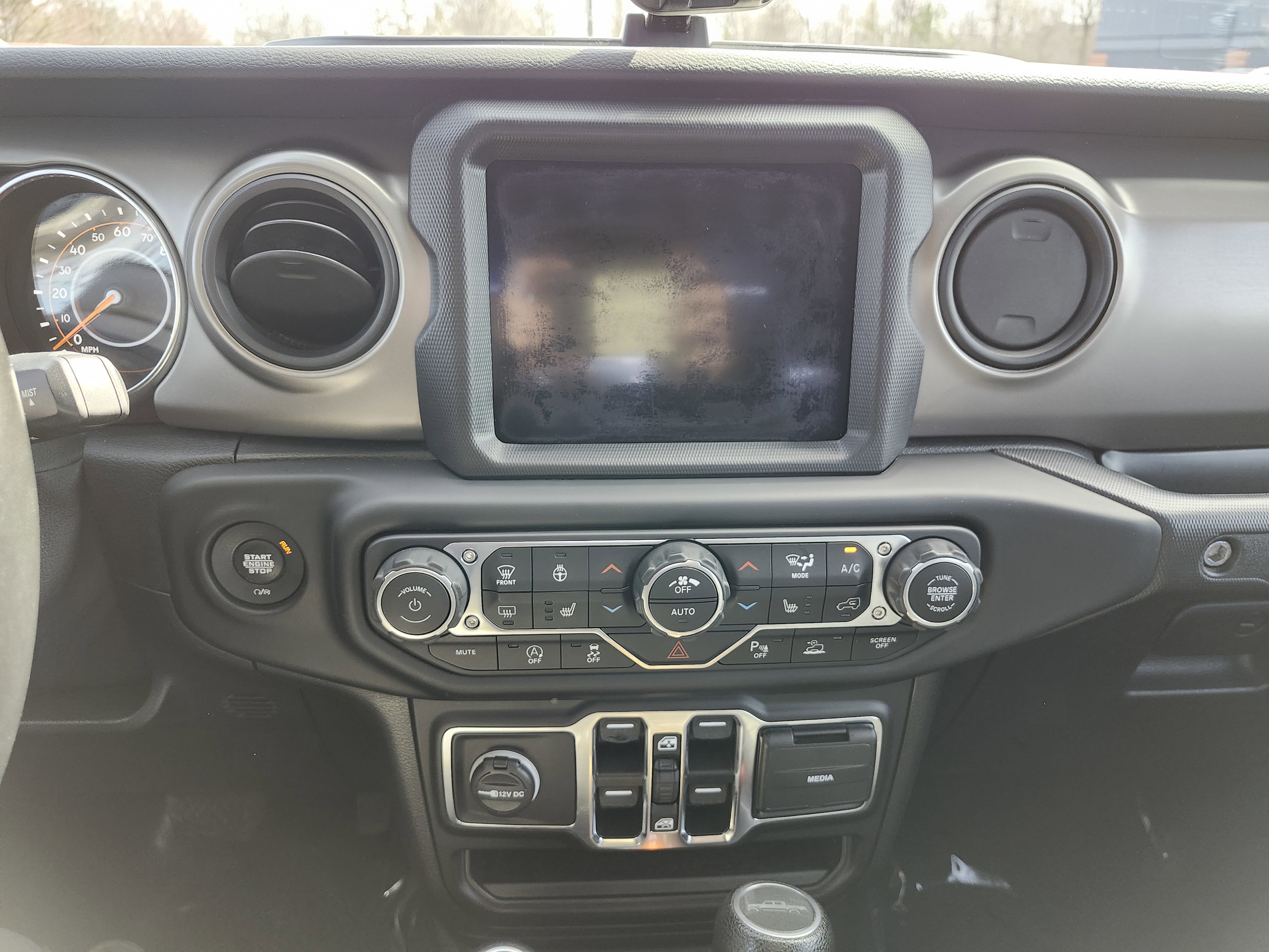 Used 2020 Jeep Gladiator Sport w/ Quick Order Package 24S image 30