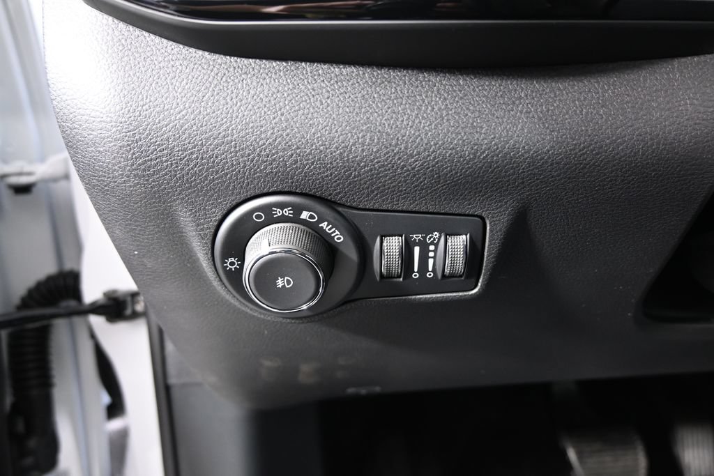 New 2026 Jeep Compass Trailhawk w/ Sun, Sound & Navigation Group AWD/4WD image 23