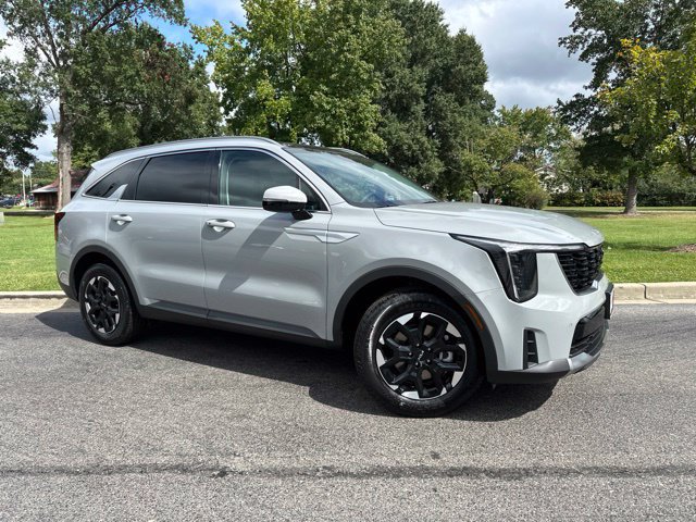 New 2026 Kia Sorento S FWD image 2