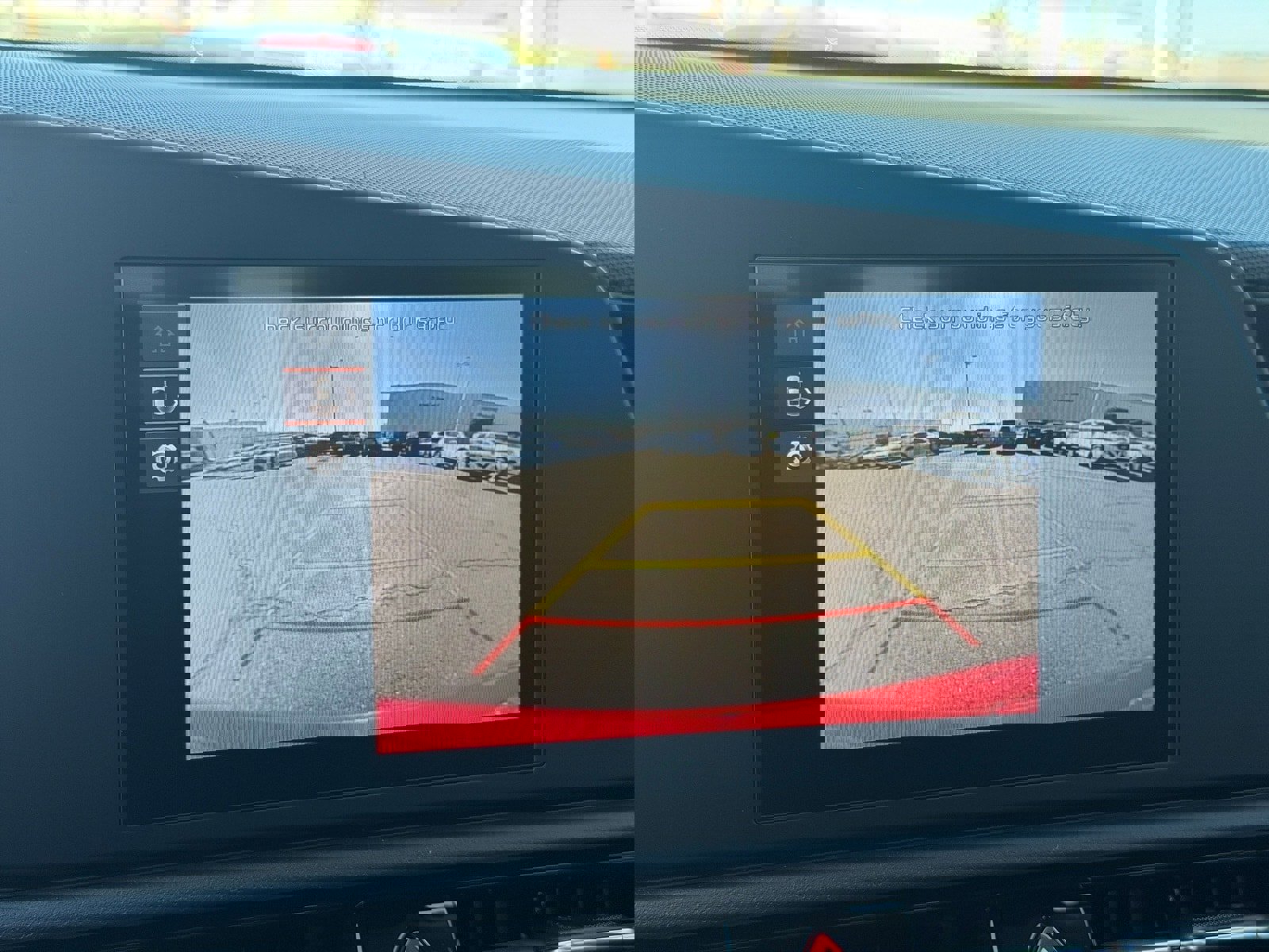 Used 2024 Kia Niro LX image 28