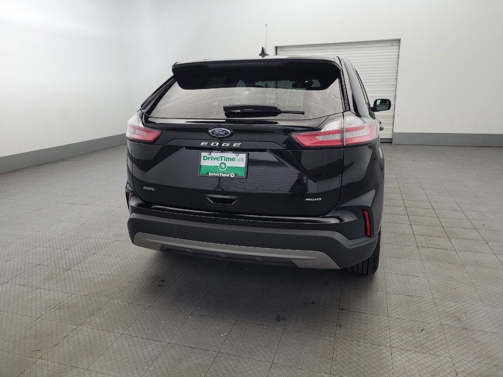 Used 2024 Ford Edge SEL image 7