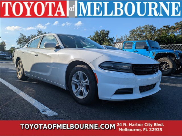 Used 2018 Dodge Charger SXT