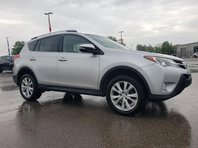 Used 2015 Toyota RAV4 Limited w/ Technology Package AWD/4WD image 3