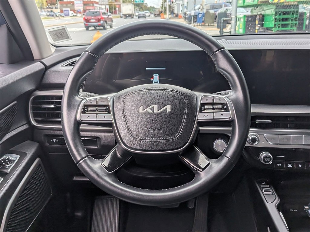 Certified 2024 Kia Telluride S w/ S Sunroof Package image 15