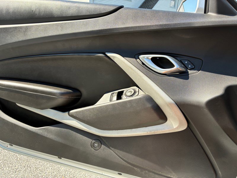 Used 2018 Chevrolet Camaro LT image 13