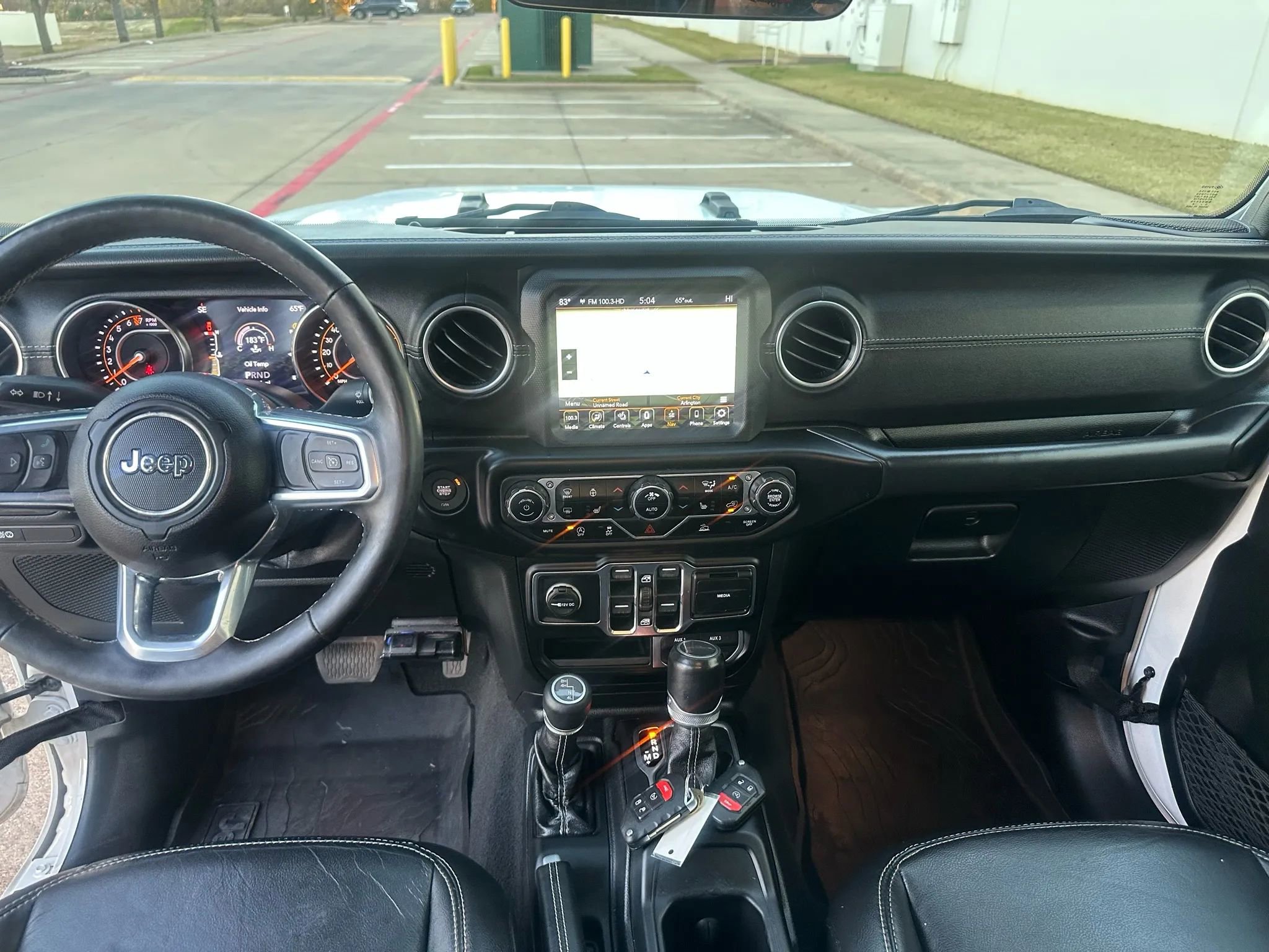 Used 2020 Jeep Gladiator Overland image 16