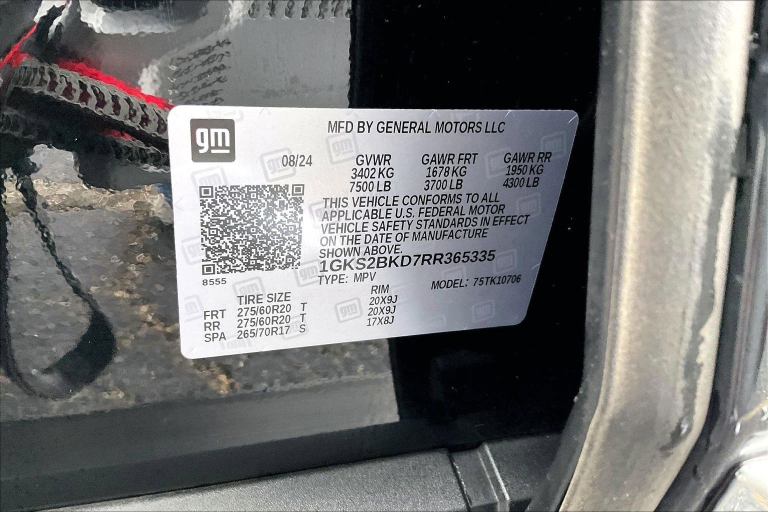 Used 2024 GMC Yukon SLT w/ SLT Luxury Package image 27