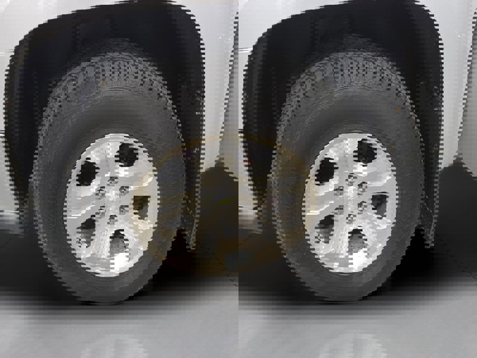 Used 2013 GMC Sierra 1500 SLE image 21