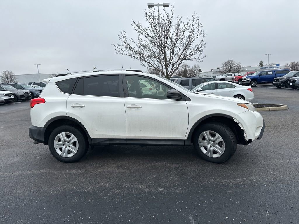 Used 2015 Toyota RAV4 LE image 12