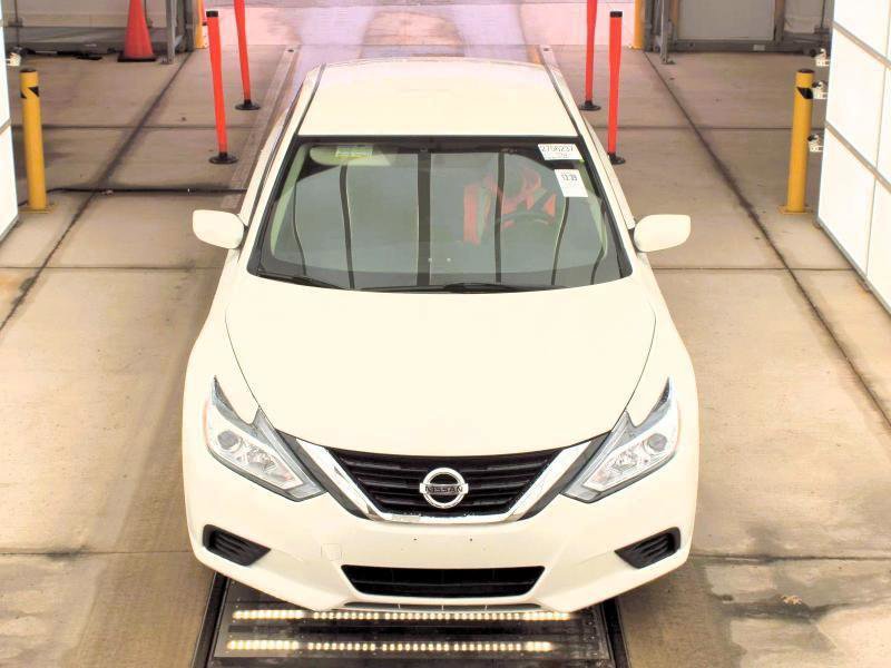 Used 2018 Nissan Altima 2.5 S w/ S Convenience Package image 2