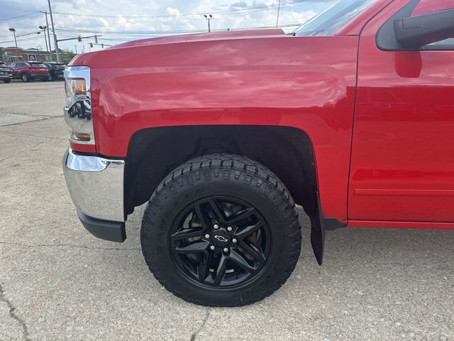 Used 2019 Chevrolet Silverado 1500 LT w/ All Star Edition AWD/4WD image 34