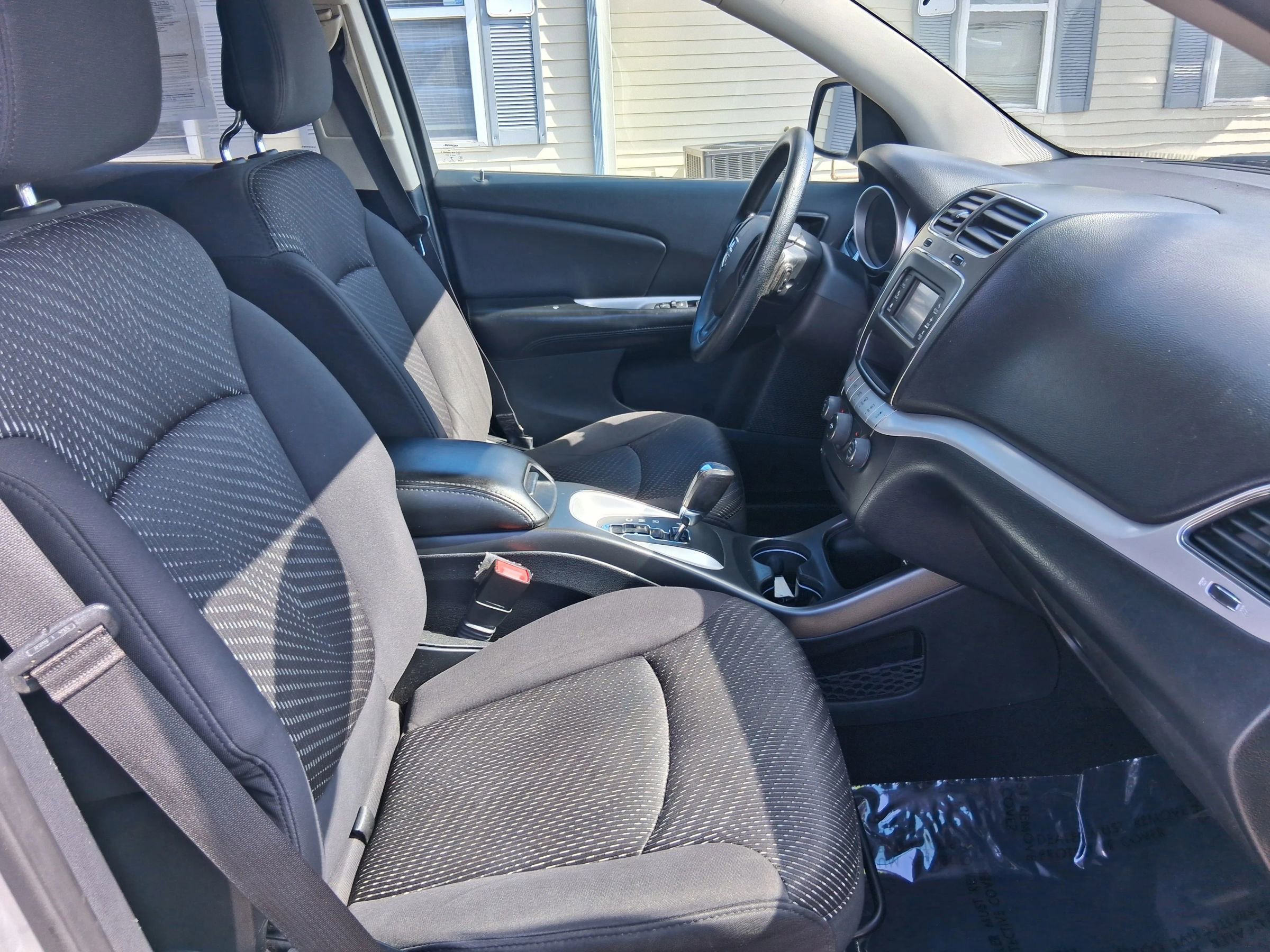 Used 2014 Dodge Journey SXT w/ Flexible Seating Group image 23