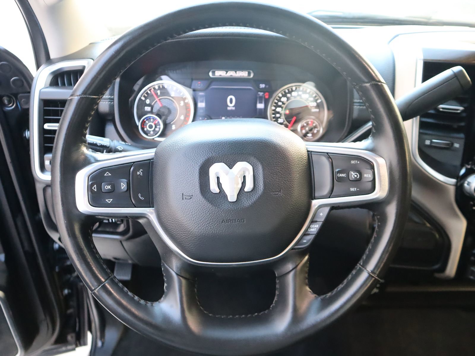 Used 2024 RAM 2500 Laramie image 39