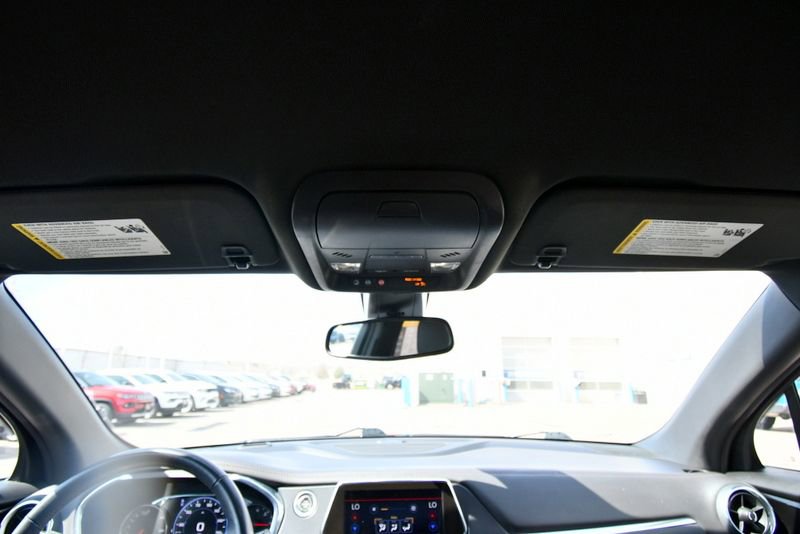 Used 2022 Chevrolet Blazer Premier w/ LPO, Black Accent Package AWD/4WD image 15