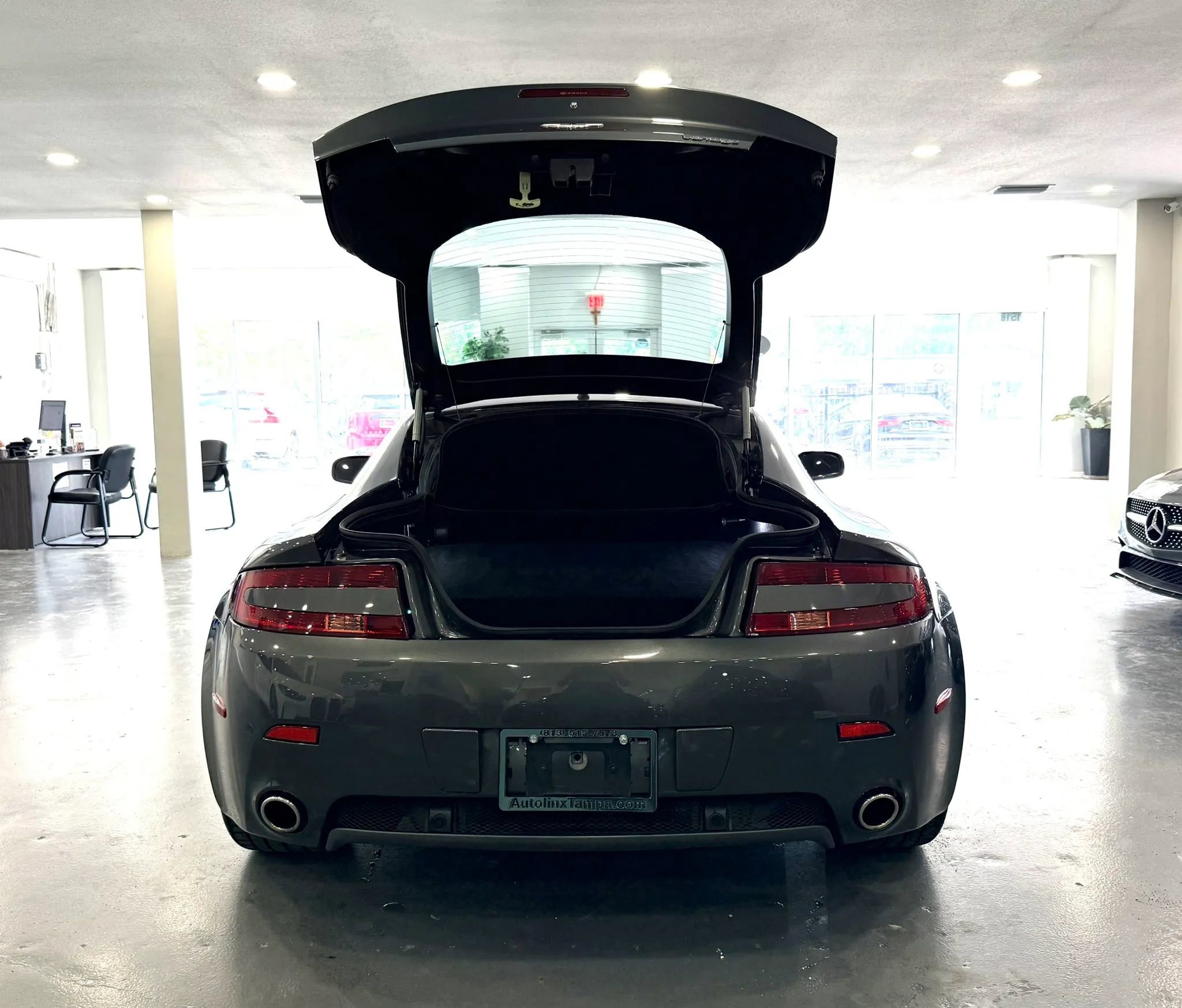 Used 2007 Aston Martin V8 Vantage Coupe image 26