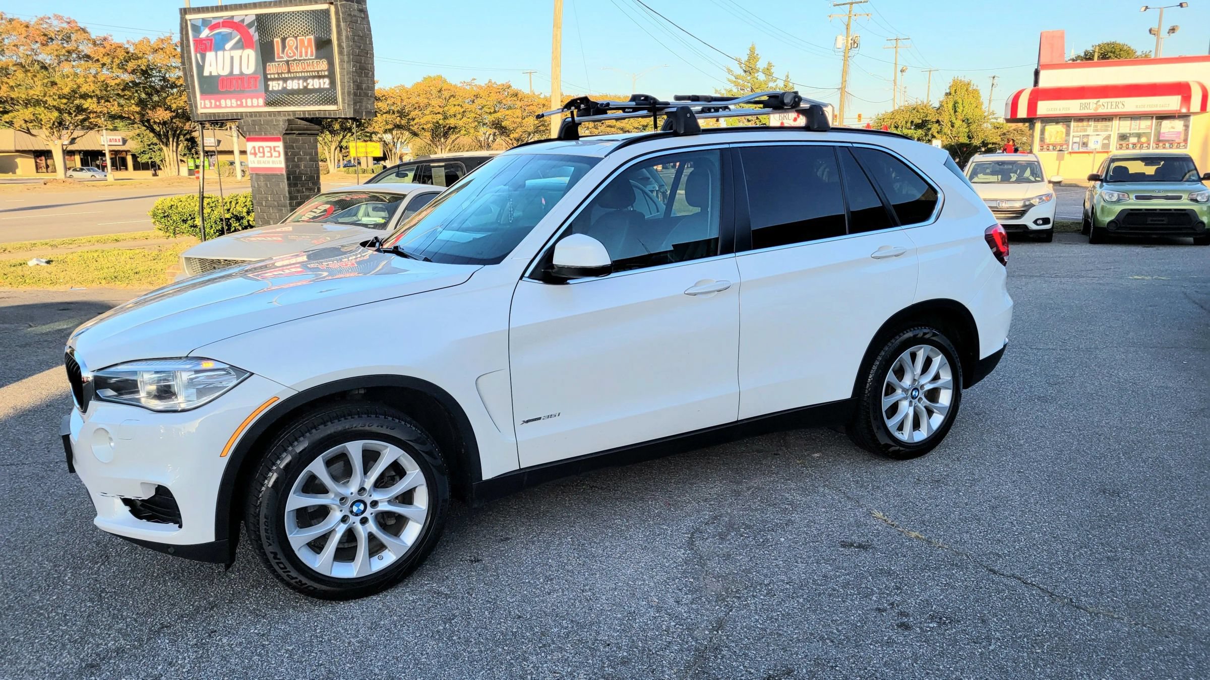 Used 2016 BMW X5 xDrive35i w/ Premium Package AWD/4WD image 9