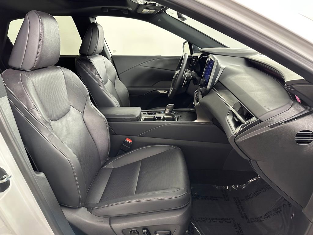 Used 2023 Lexus RX 350 Premium Plus w/ Accessory Package image 21