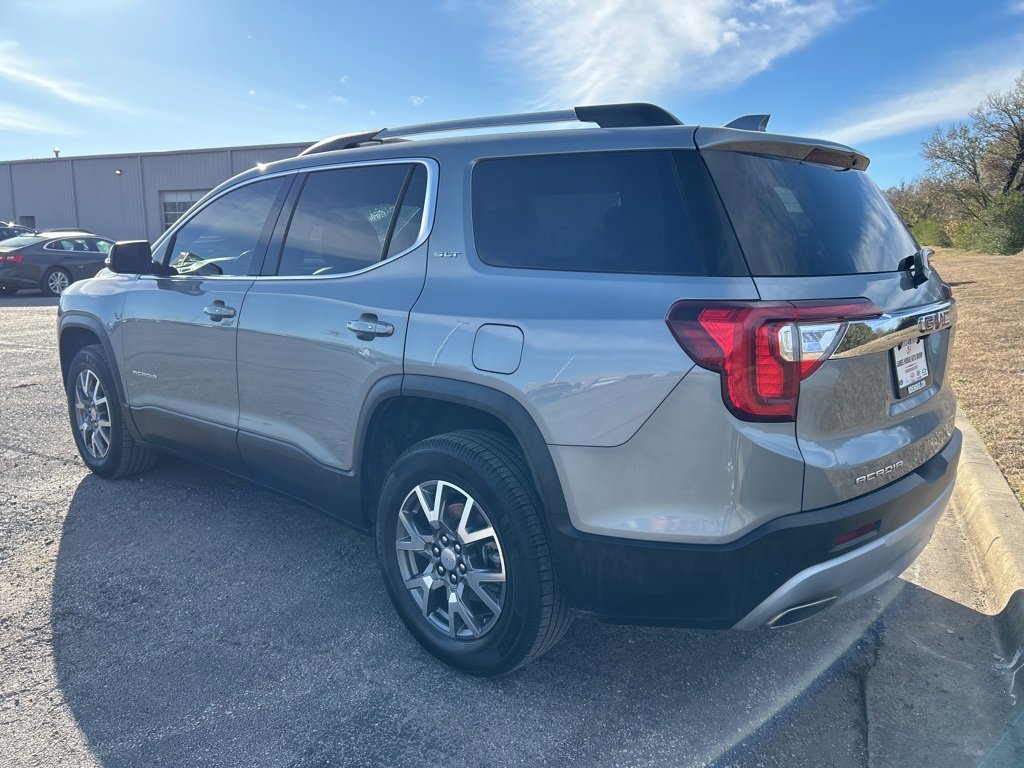 Used 2023 GMC Acadia SLT image 7