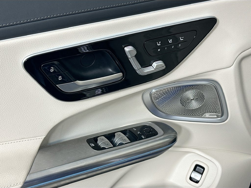 Certified 2025 Mercedes-Benz CLE 53 AMG 4MATIC Cabriolet image 18