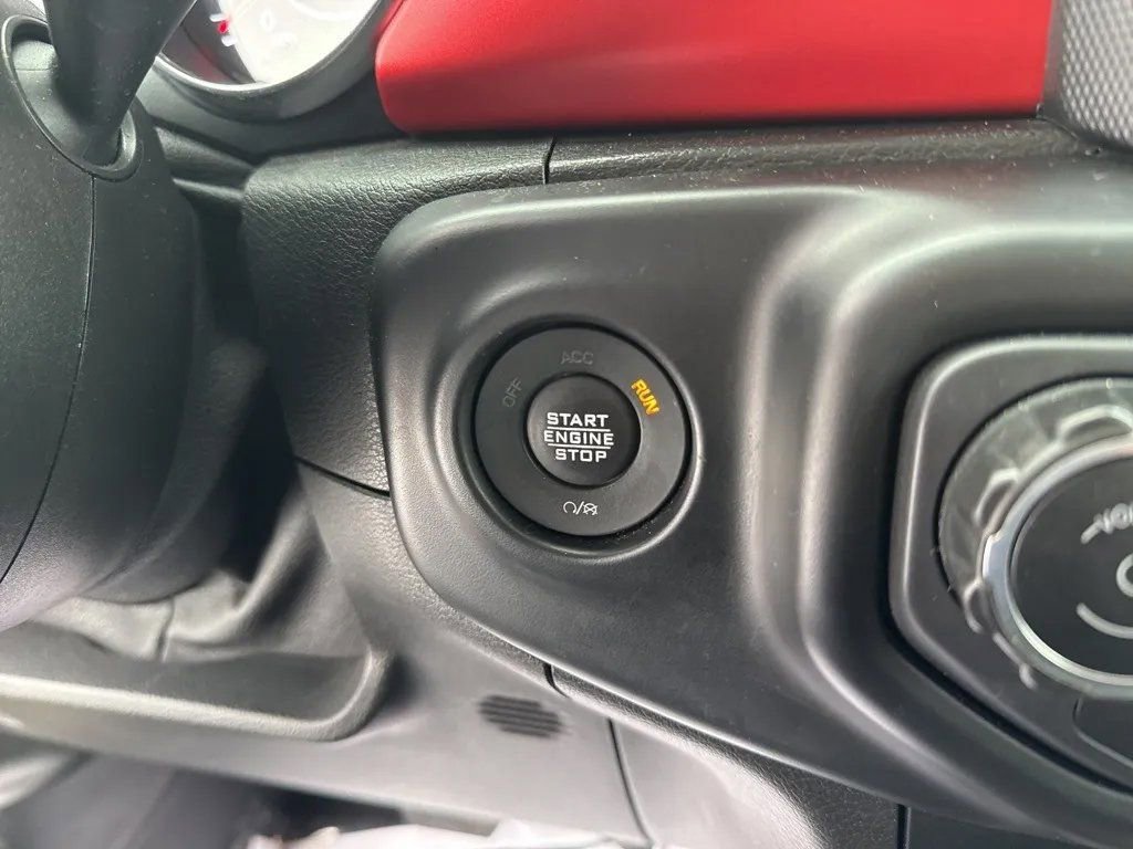 Used 2021 Jeep Wrangler Unlimited Rubicon w/ Uconnect 4C Nav & Sound Group AWD/4WD image 20