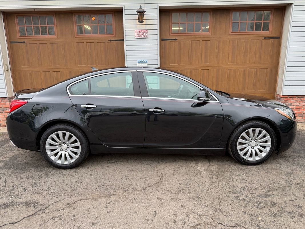 Used 2012 Buick Regal GS FWD image 2