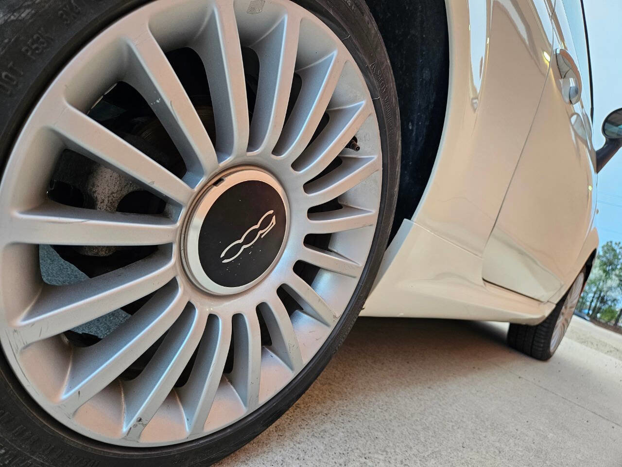 Used 2018 FIAT 500 Lounge image 9