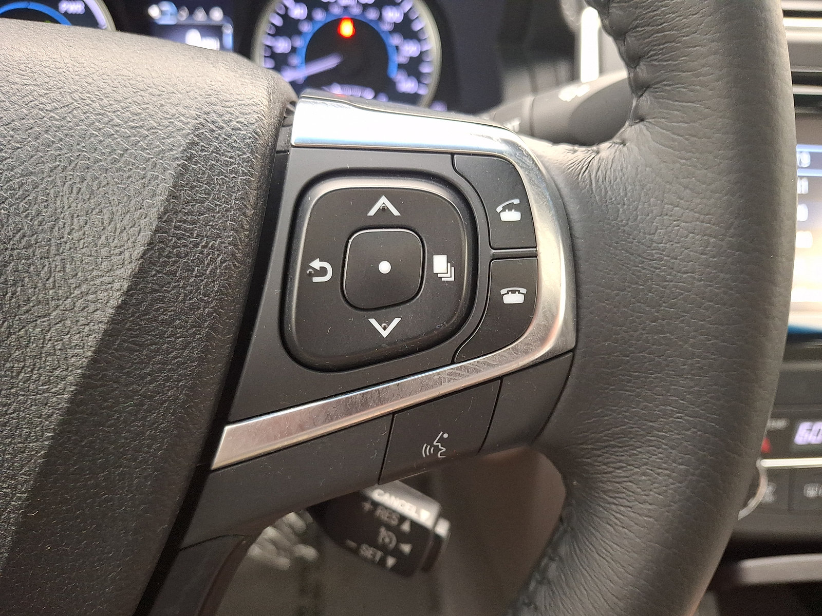 Certified 2017 Toyota Camry XLE w/ Moonroof Package FWD image 14