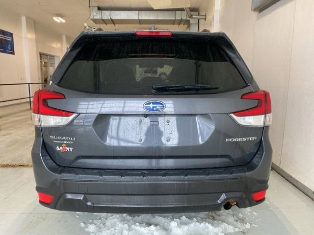 Used 2021 Subaru Forester Premium image 6