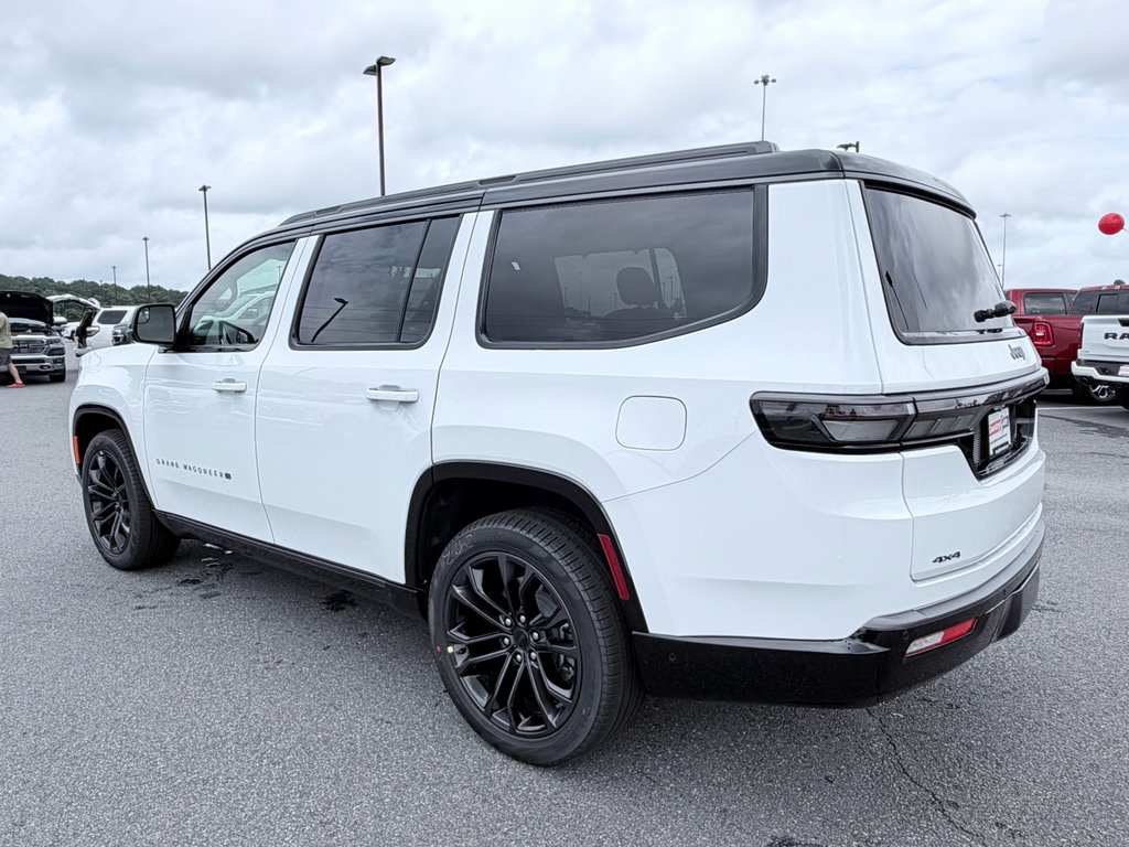 New 2026 Jeep Grand Wagoneer Summit AWD/4WD image 7