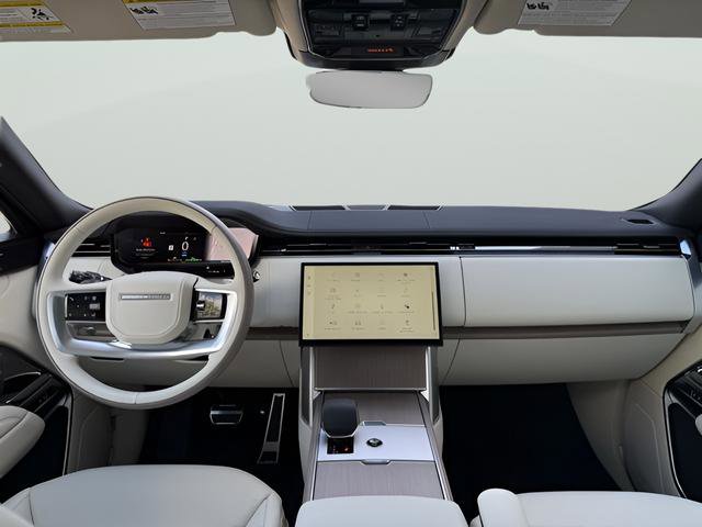 New 2026 Land Rover Range Rover SE image 28